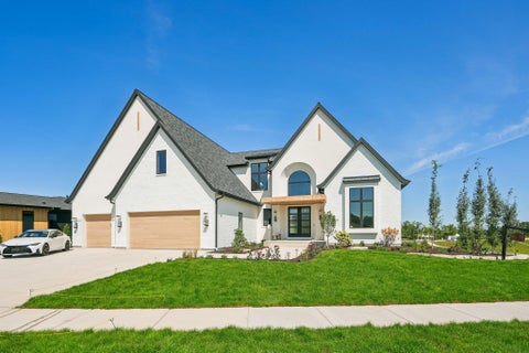 Photo of N50W18626 Woodfield Way, Menomonee Falls, WI 53051 (MLS # 1980449)