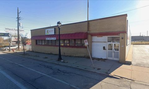 Photo of 3311 W Villard Ave, Milwaukee, WI 53209 (MLS # 1957511)