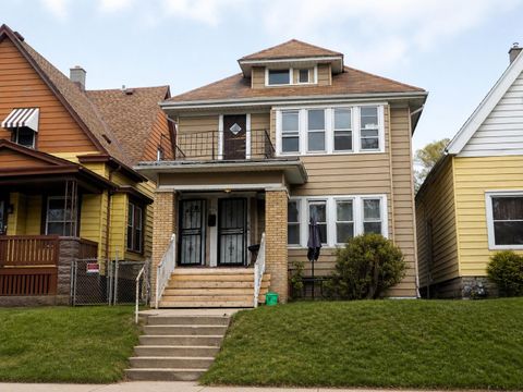 Photo of 3382 N 23rd St, Milwaukee, WI 53206 (MLS # 1960680)