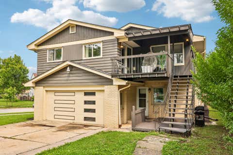 Photo of 9625 W Metcalf Pl, Milwaukee, WI 53222 (MLS # 1975751)