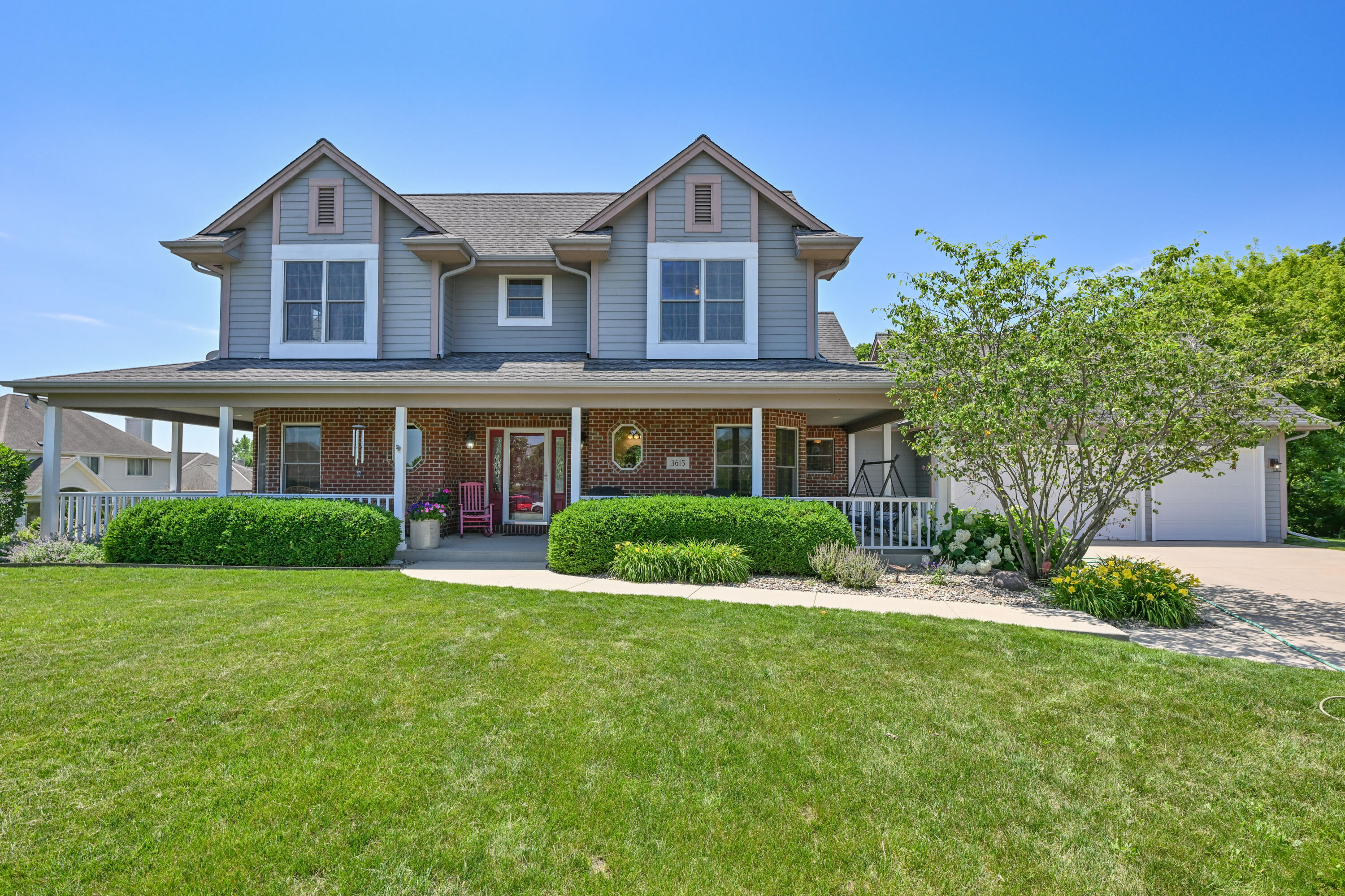 Stunning Curb Appeal!