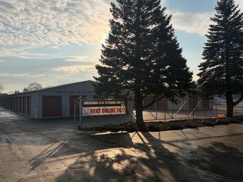 7923 Sheridan Rd Kenosha WI 53143