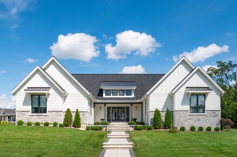 Photo of W274S3754 Legend Clubs Ct, Waukesha, WI 53189 (MLS # 1983847)