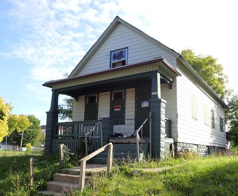Photo of 2364 N 21st St, Milwaukee, WI 53206 (MLS # 1957557)
