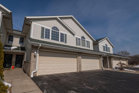 Photo of 622 Shepherds Dr, West Bend, WI 53090 (MLS # 1954832)