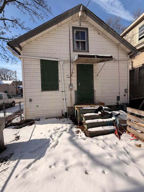 Photo of 2178 S 14th St, Milwaukee, WI 53215 (MLS # 1951970)