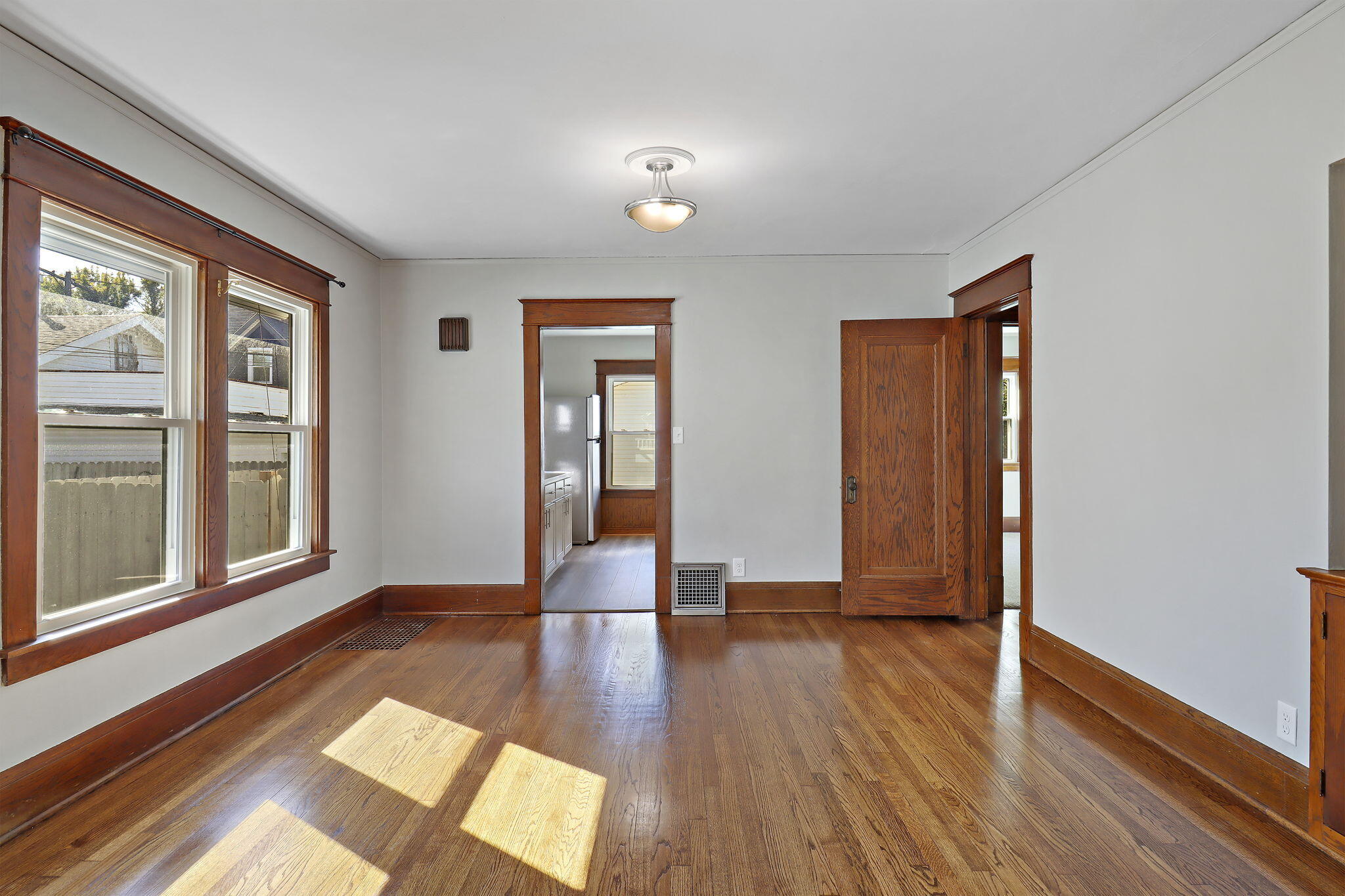 Racine, Wisconsin 53405, United States, 2 Bedrooms Bedrooms, ,1 BathroomBathrooms,Residential,Pending,210946