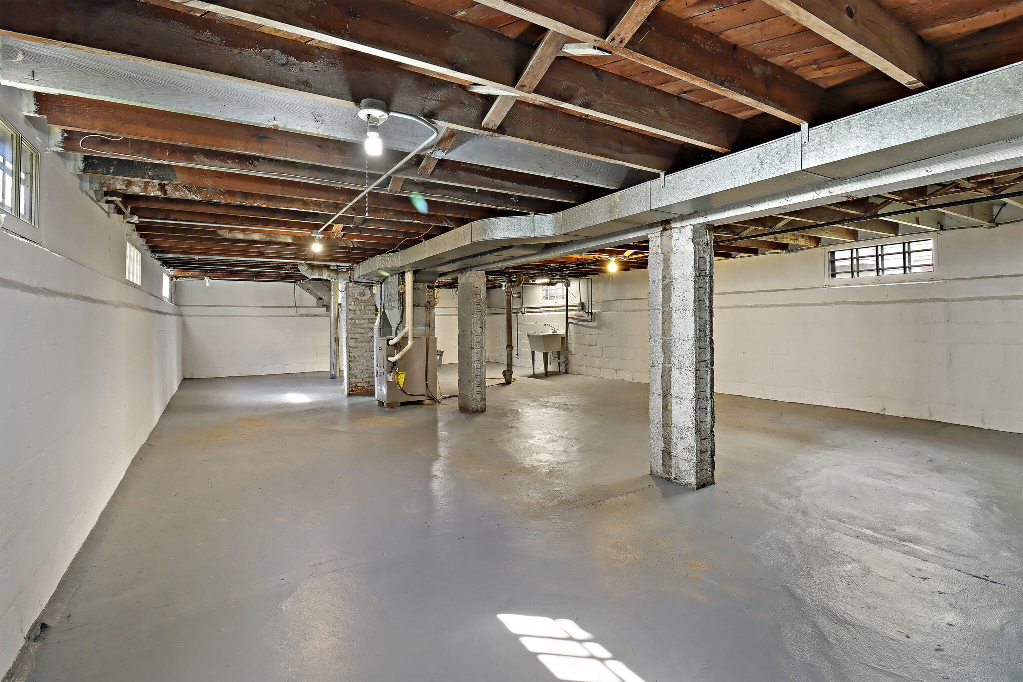 Racine, Wisconsin 53405, United States, 2 Bedrooms Bedrooms, ,1 BathroomBathrooms,Residential,Pending,210946