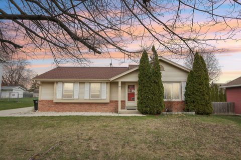Photo of 400 E Drexel Ave, Oak Creek, WI 53154 (MLS # 1922898)