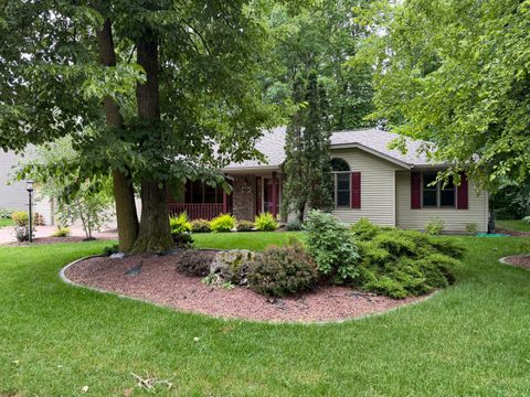 Photo of 1912 Mapletree Rd, Howards Grove, WI 53083 (MLS # 1971064)