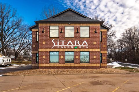 Photo of W6822 Hilltop Dr, Onalaska, WI 54650 (MLS # 1947462)