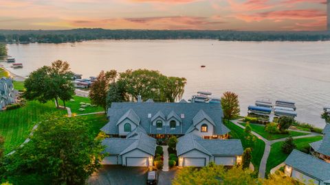 Photo of W177S7495 Harbor Cir, Muskego, WI 53150 (MLS # 1949585)