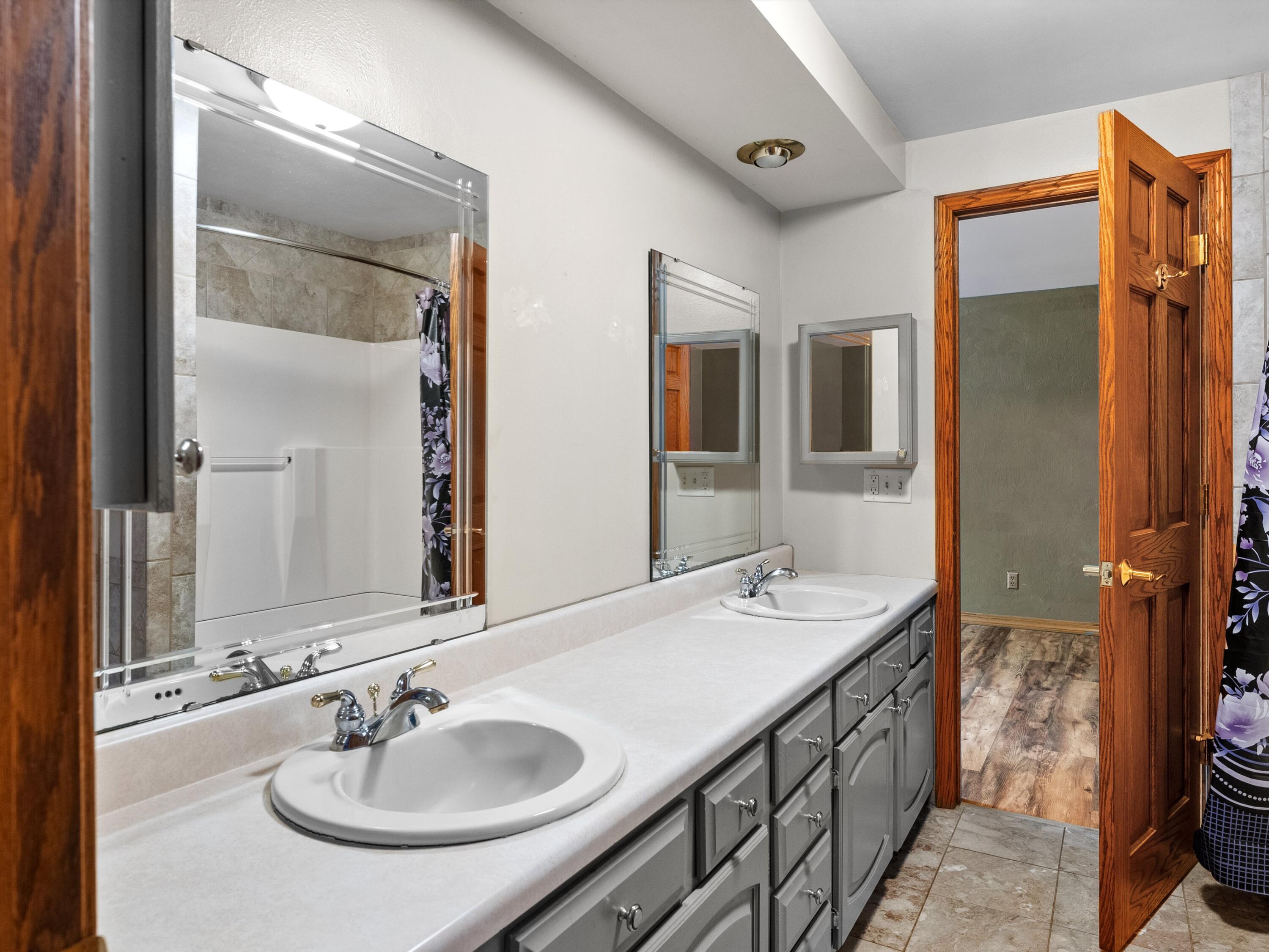 Cooperstown, Wisconsin 54227, United States, 3 Bedrooms Bedrooms, ,3 BathroomsBathrooms,Residential,Active,143936