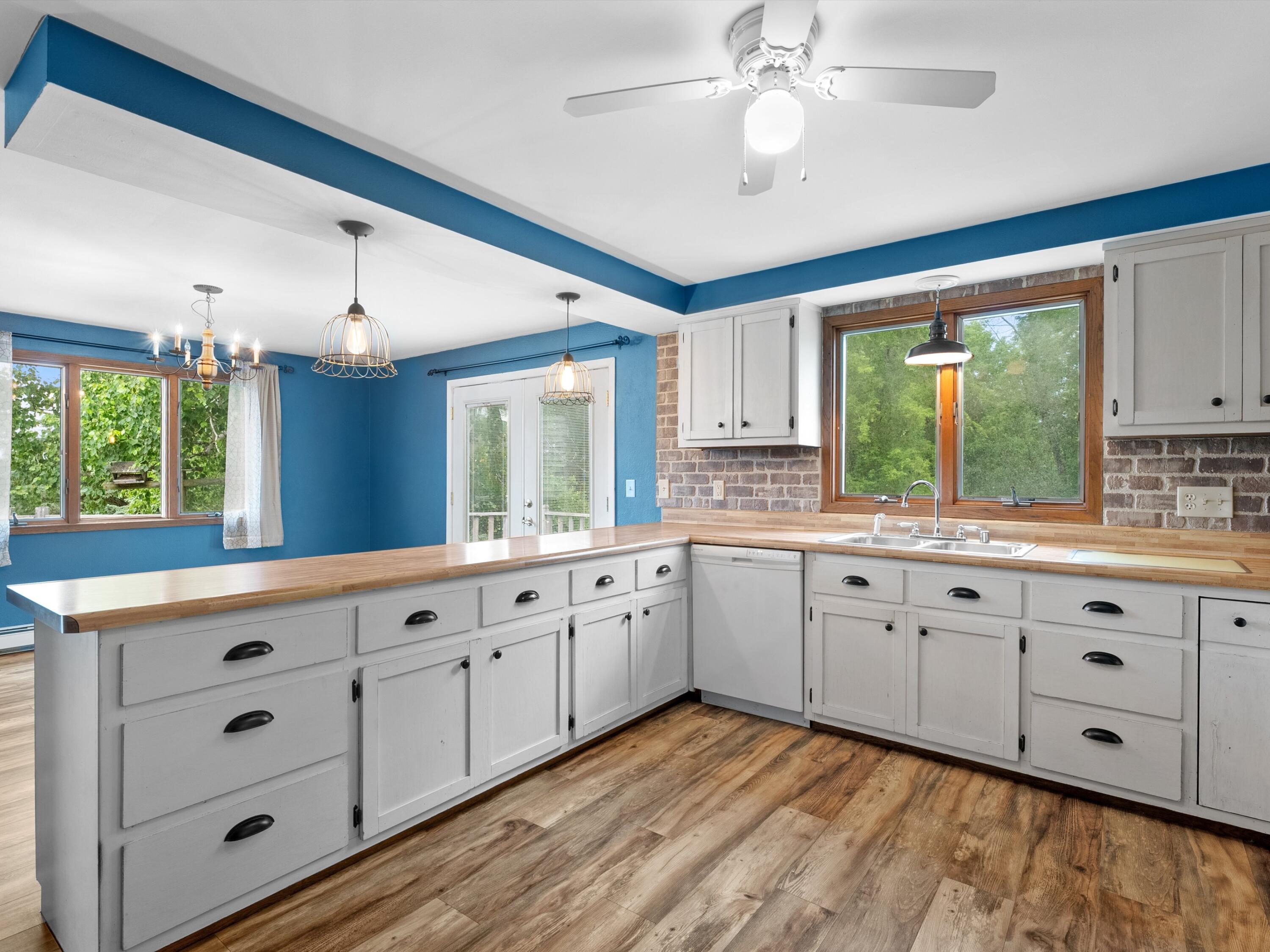 Cooperstown, Wisconsin 54227, United States, 3 Bedrooms Bedrooms, ,3 BathroomsBathrooms,Residential,Active,143936