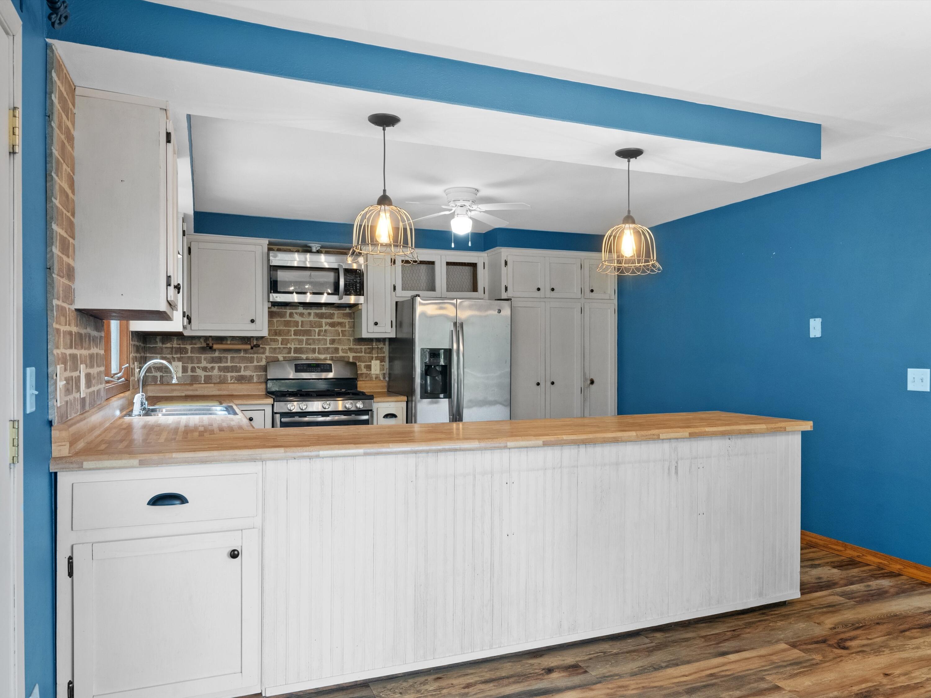 Cooperstown, Wisconsin 54227, United States, 3 Bedrooms Bedrooms, ,3 BathroomsBathrooms,Residential,Active,143936