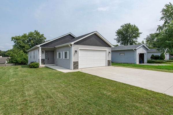 12123 222ND AVE, BRISTOL, WI 53104 - Image 18a9eecee1a981f9ec65486f9dcc0dbe/1775879174
