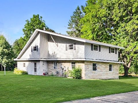 Photo of 127 S 3rd Ave, Plainfield, WI 54966 (MLS # 1959016)
