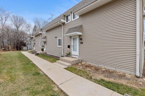 Photo of 117-119 S 71st St, Milwaukee, WI 53214 (MLS # 1949889)