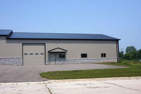 Photo of 732 Maritime Dr, Port Washington, WI 53074 (MLS # 1929362)