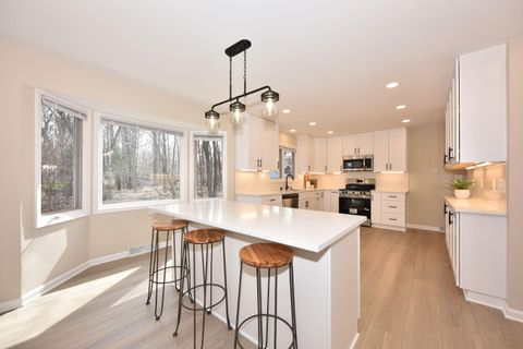 Photo of W290N9582 Deer Ln, Merton, WI 53017 (MLS # 1957158)