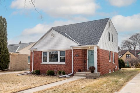 Photo of 2445 N 80th St, Wauwatosa, WI 53213 (MLS # 1951980)