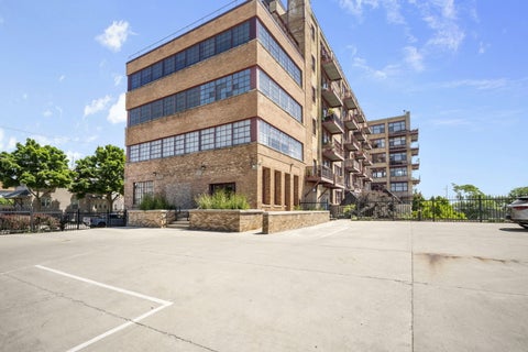 Photo of 215 W Maple St, Milwaukee, WI 53204 (MLS # 1975519)