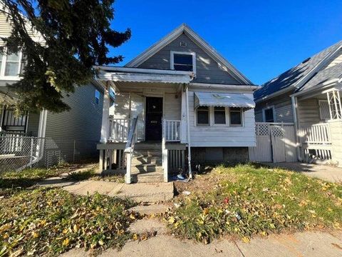 Photo of 2753 N 20th St, Milwaukee, WI 53206 (MLS # 1953432)