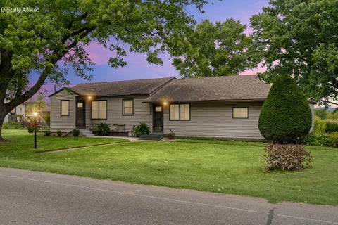 Photo of 204 Rock St E, Rockland, WI 54653 (MLS # 1978047)