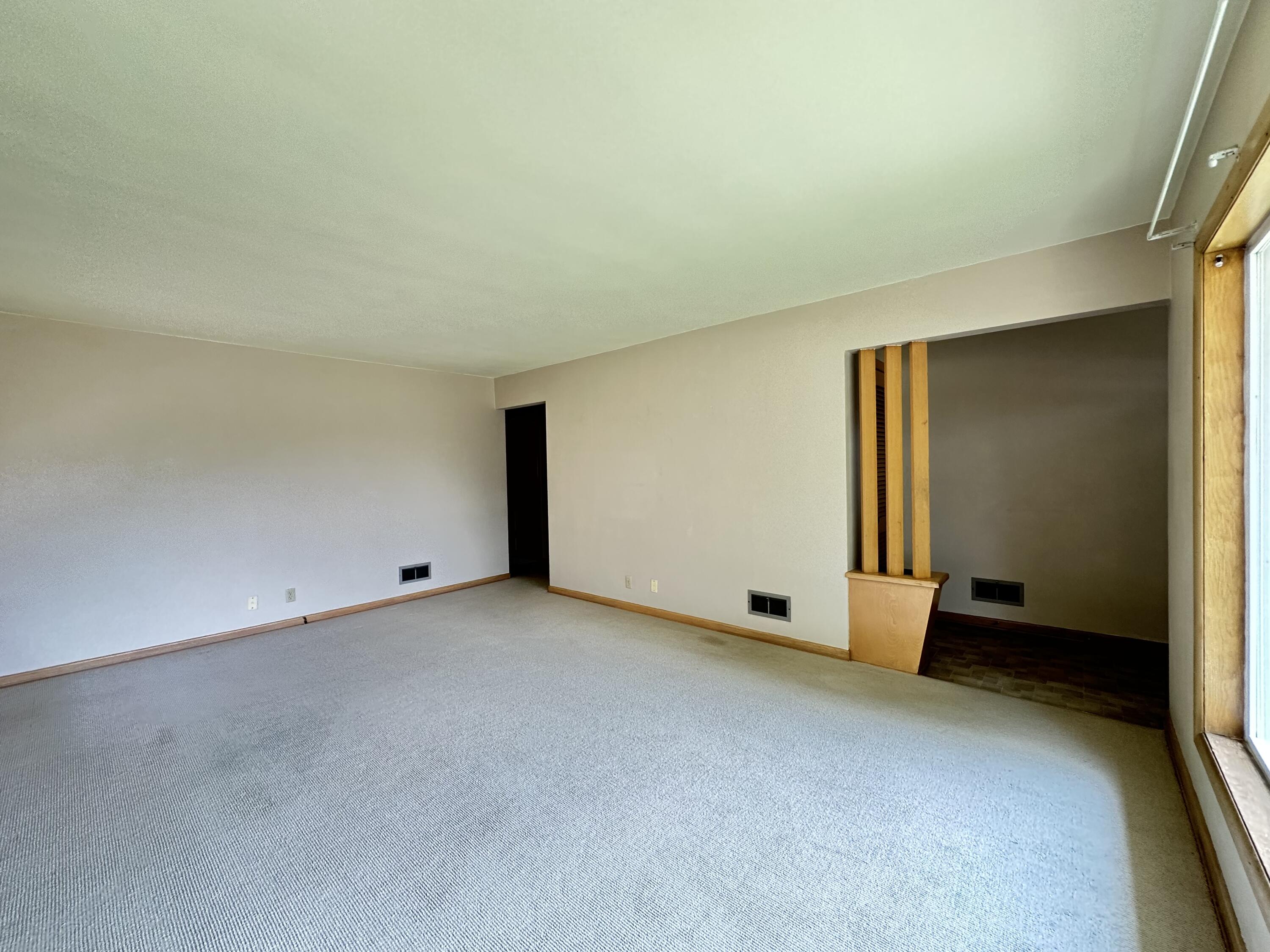 Kenosha, Wisconsin 53140, United States, 3 Bedrooms Bedrooms, ,1 BathroomBathrooms,Residential,Pending,148662