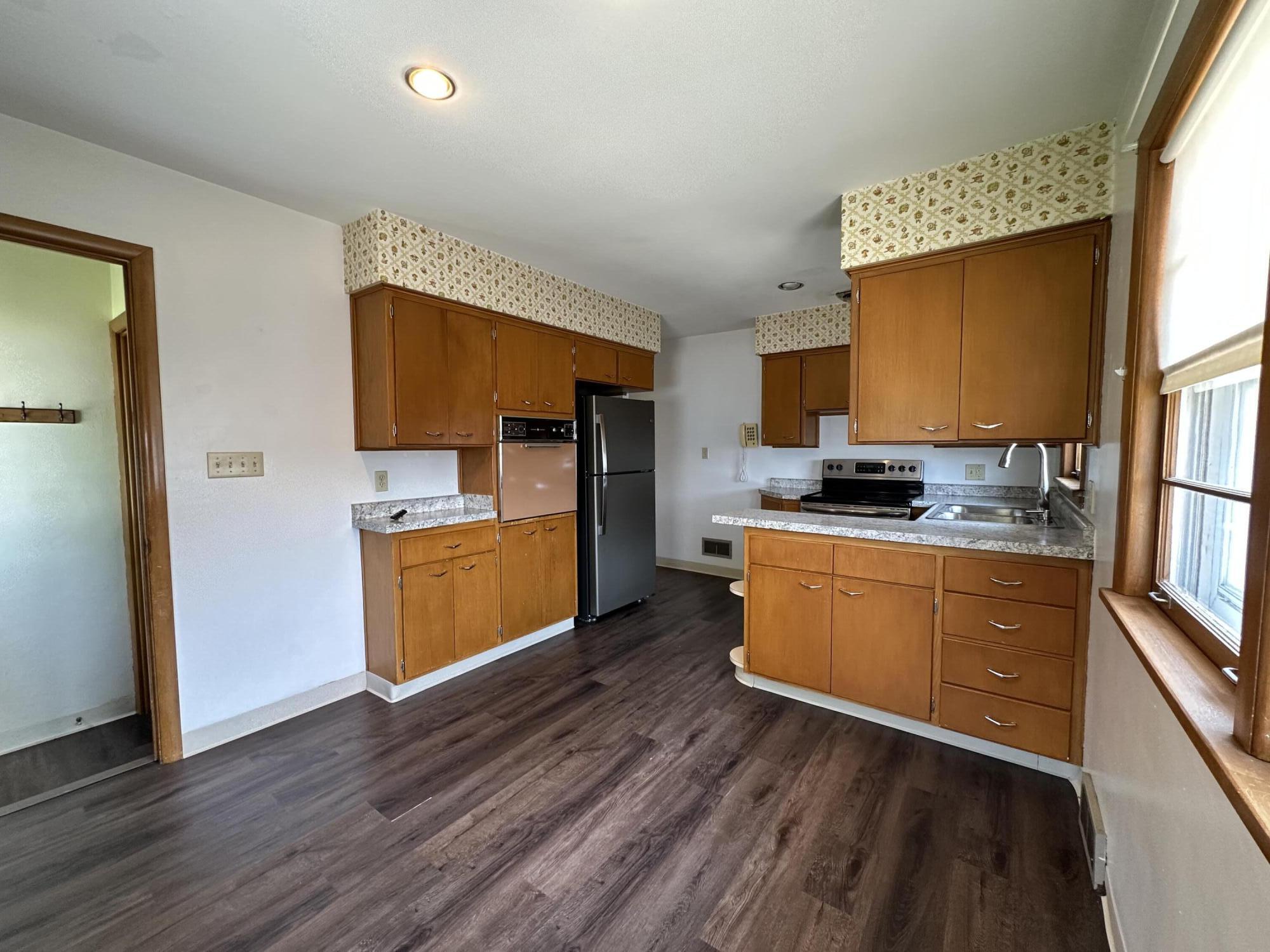 Kenosha, Wisconsin 53140, United States, 3 Bedrooms Bedrooms, ,1 BathroomBathrooms,Residential,Pending,148662