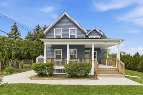 Photo of 8416 W Bluemound Rd, Wauwatosa, WI 53226 (MLS # 1978937)