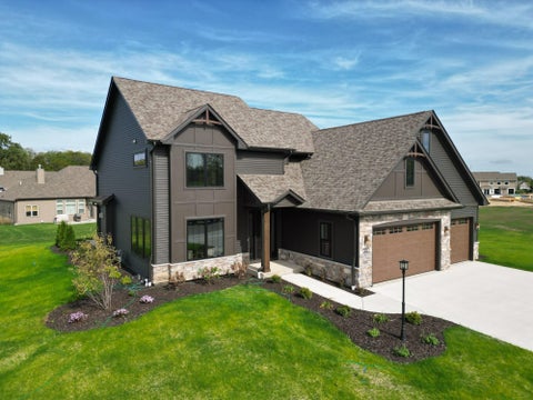 Photo of 8358 Cove Ct, Mount Pleasant, WI 53406 (MLS # 1968228)