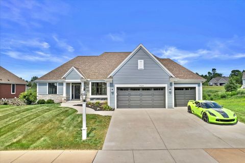 1424 White Deer Trl, Waukesha, WI 53189 - #: 1925926