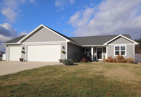 Photo of 536 Deerview Dr, Reedsville, WI 54230 (MLS # 1941499)