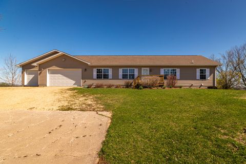 Photo of 226 Main St, Seneca, WI 54654 (MLS # 1958361)