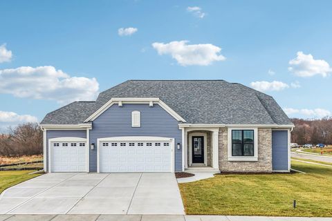 827 Kohlwey Dr, Grafton, WI 53024 - #: 1873050