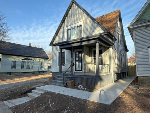 Photo of 2964 N Richards St, Milwaukee, WI 53212 (MLS # 1913819)