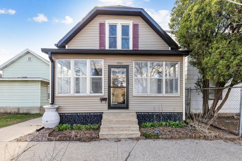 1931 Wood St, La Crosse, WI 54603 - MLS#: 1914798