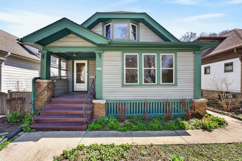 Photo of 3430 N Cramer St, Milwaukee, WI 53211 (MLS # 1957638)