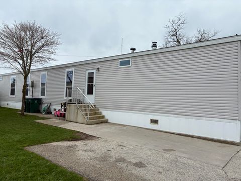 Photo of 616 Forest Blvd, Sheboygan Falls, WI 53085 (MLS # 1960212)