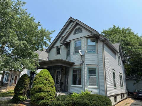 Photo of 1723 Park Ave, Racine, WI 53403 (MLS # 1973653)