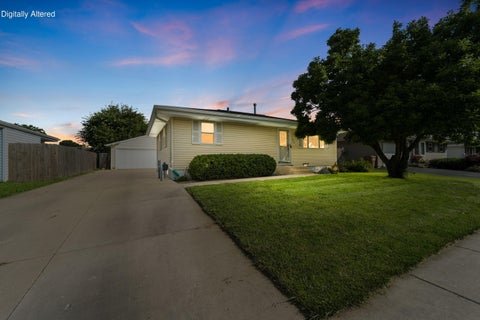 Photo of 5732 66th St, Kenosha, WI 53142 (MLS # 1980174)