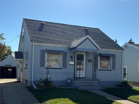 Photo of 2609 Gillen St, Racine, WI 53403 (MLS # 1985858)