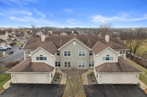 Photo of 9337 S Cobblestone Way, Franklin, WI 53132 (MLS # 1946795)