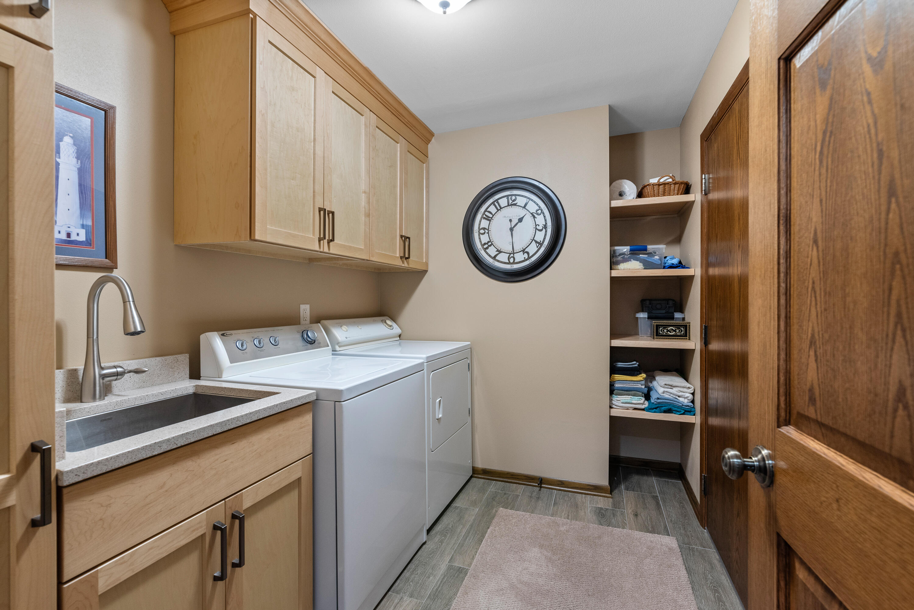 Fredonia, Wisconsin 53021, United States, 4 Bedrooms Bedrooms, ,3 BathroomsBathrooms,Residential,Pending,112652