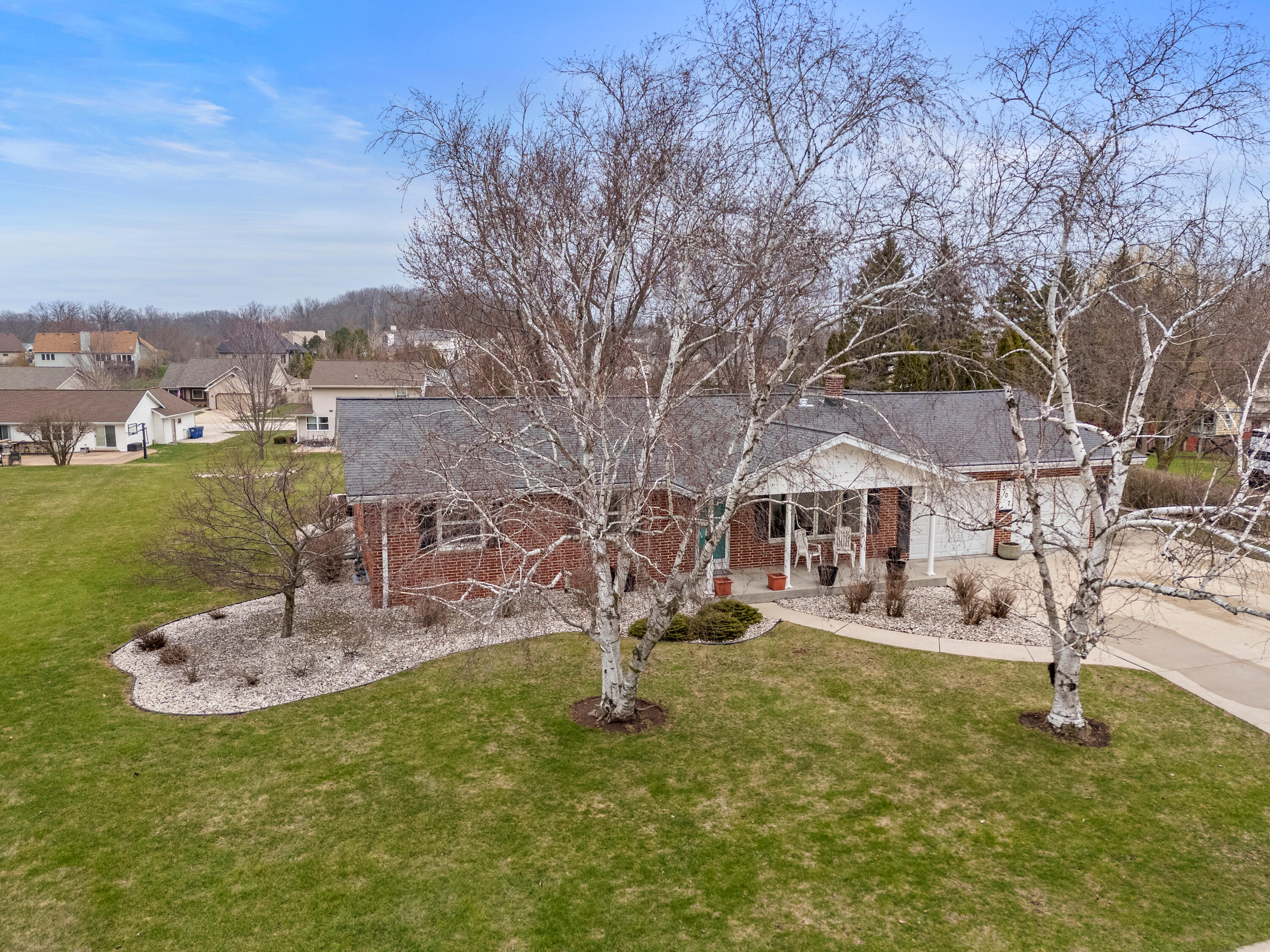 Fredonia, Wisconsin 53021, United States, 4 Bedrooms Bedrooms, ,3 BathroomsBathrooms,Residential,Pending,112652