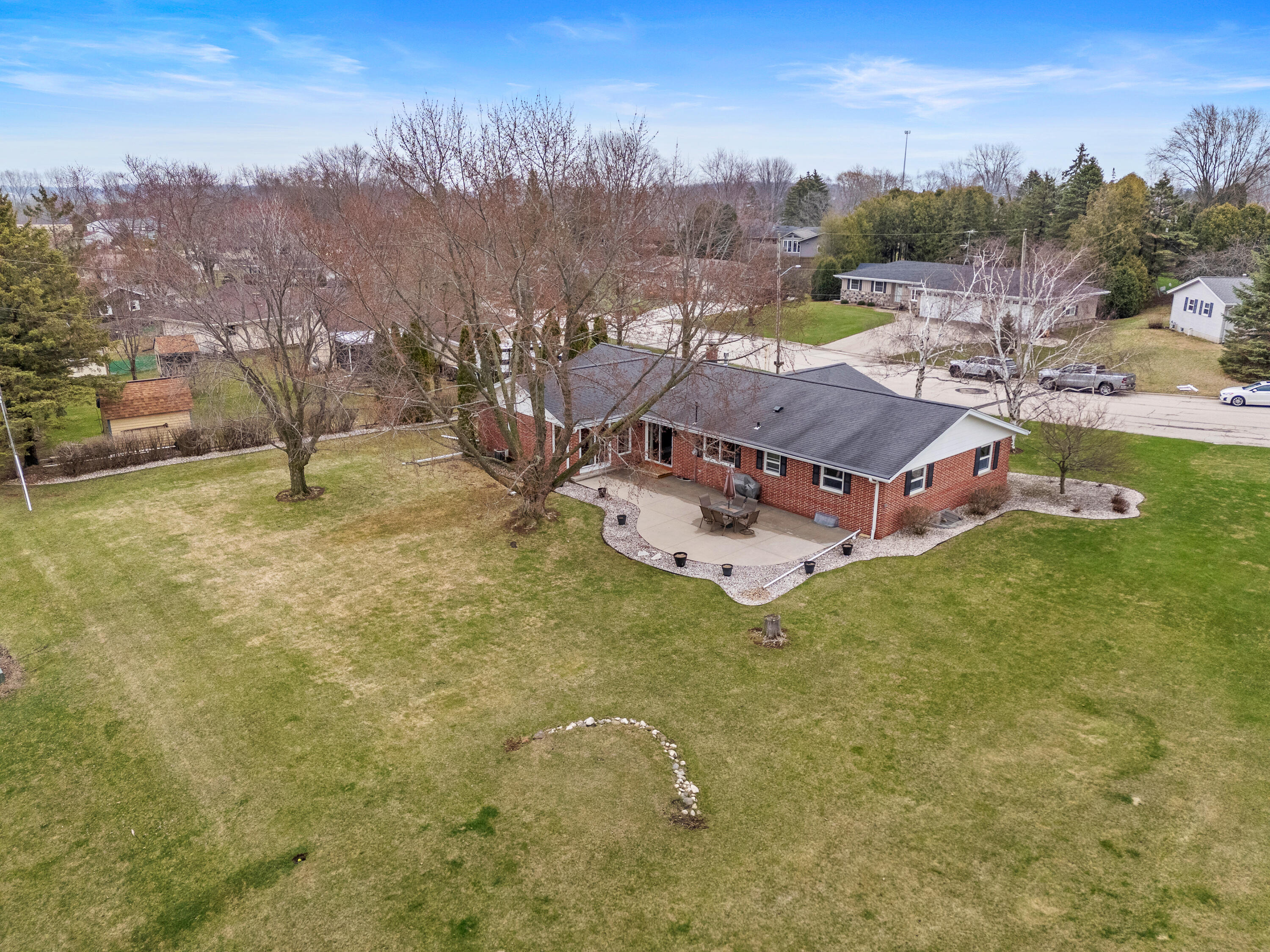 Fredonia, Wisconsin 53021, United States, 4 Bedrooms Bedrooms, ,3 BathroomsBathrooms,Residential,Pending,112652