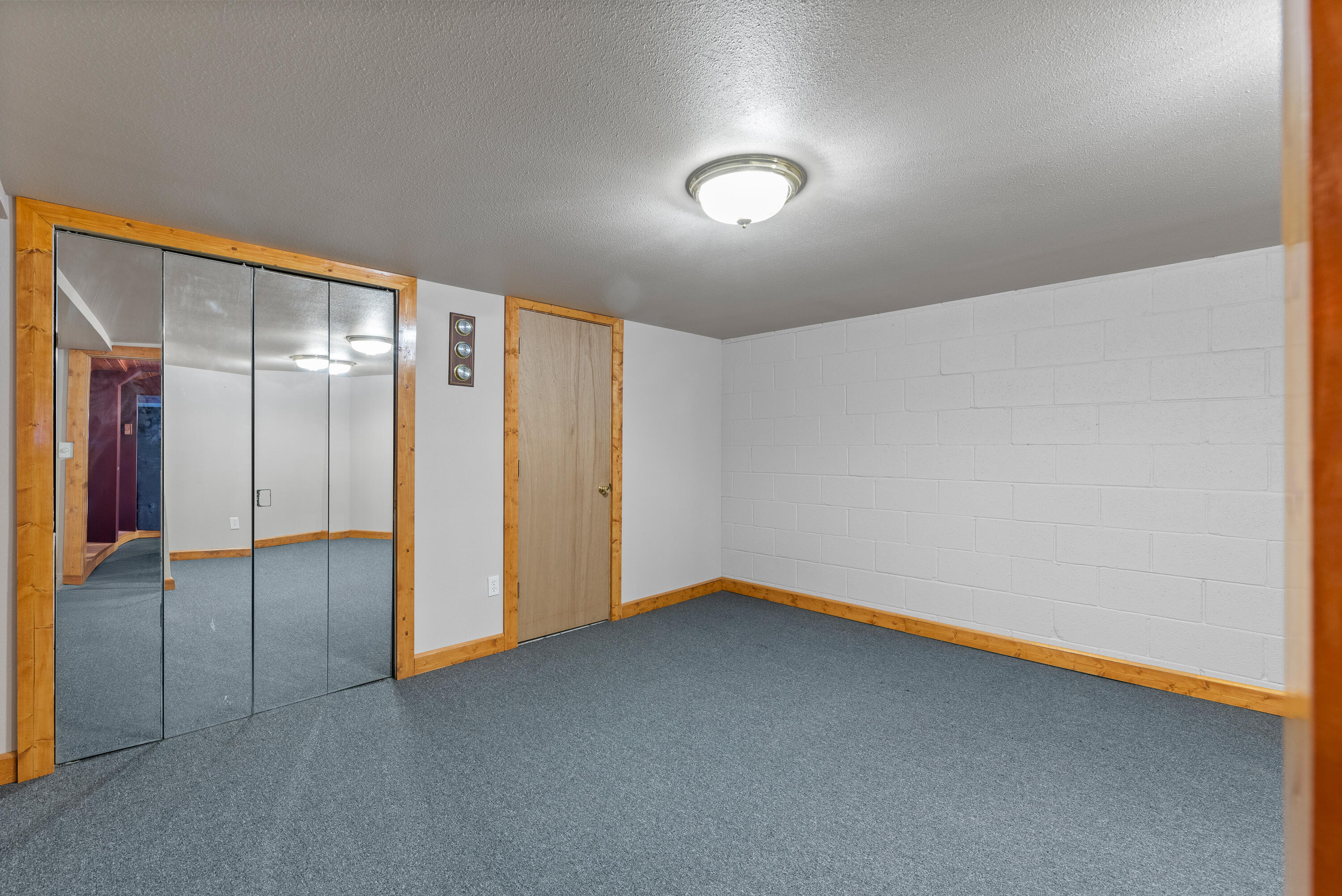 Fredonia, Wisconsin 53021, United States, 4 Bedrooms Bedrooms, ,3 BathroomsBathrooms,Residential,Pending,112652