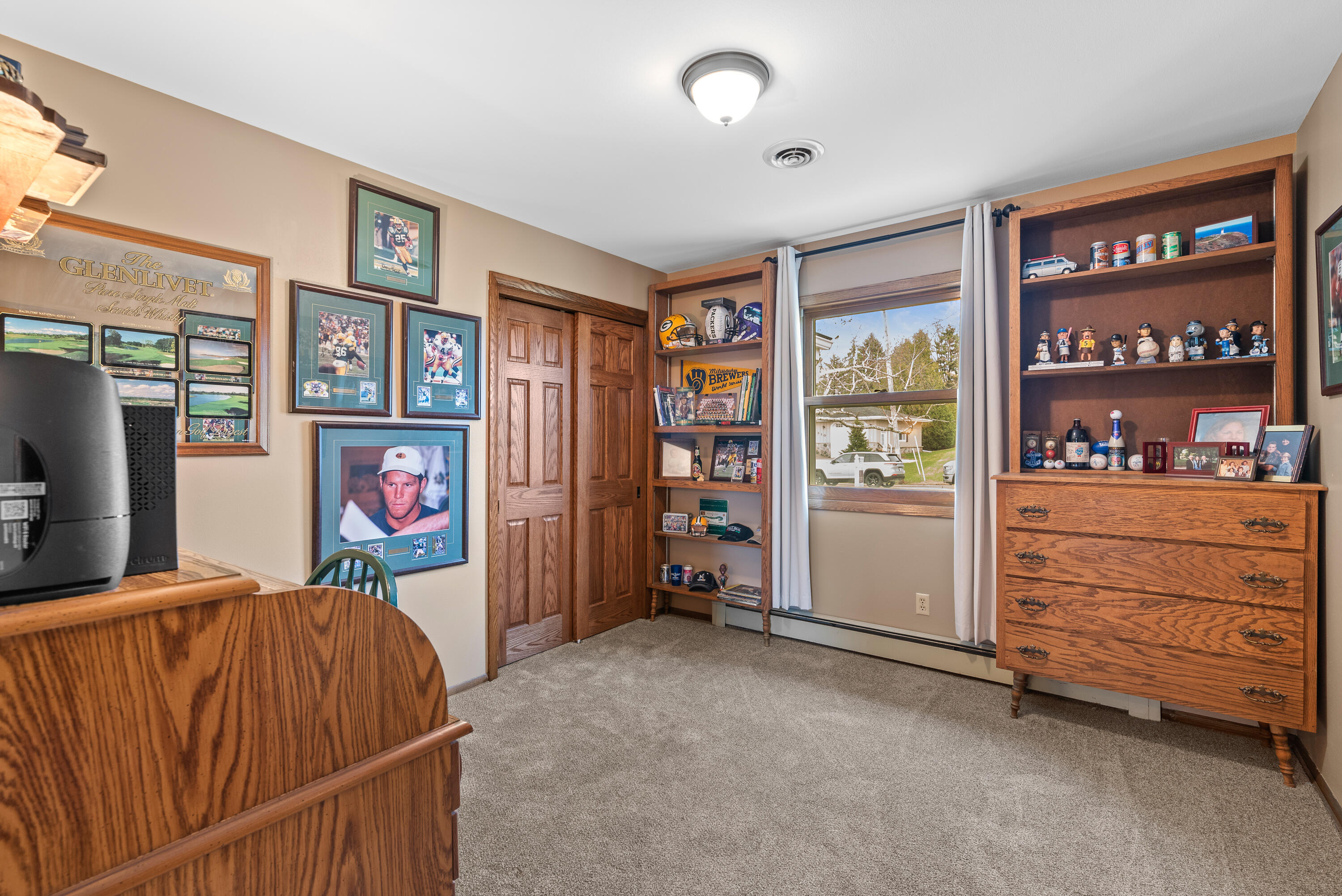 Fredonia, Wisconsin 53021, United States, 4 Bedrooms Bedrooms, ,3 BathroomsBathrooms,Residential,Pending,112652