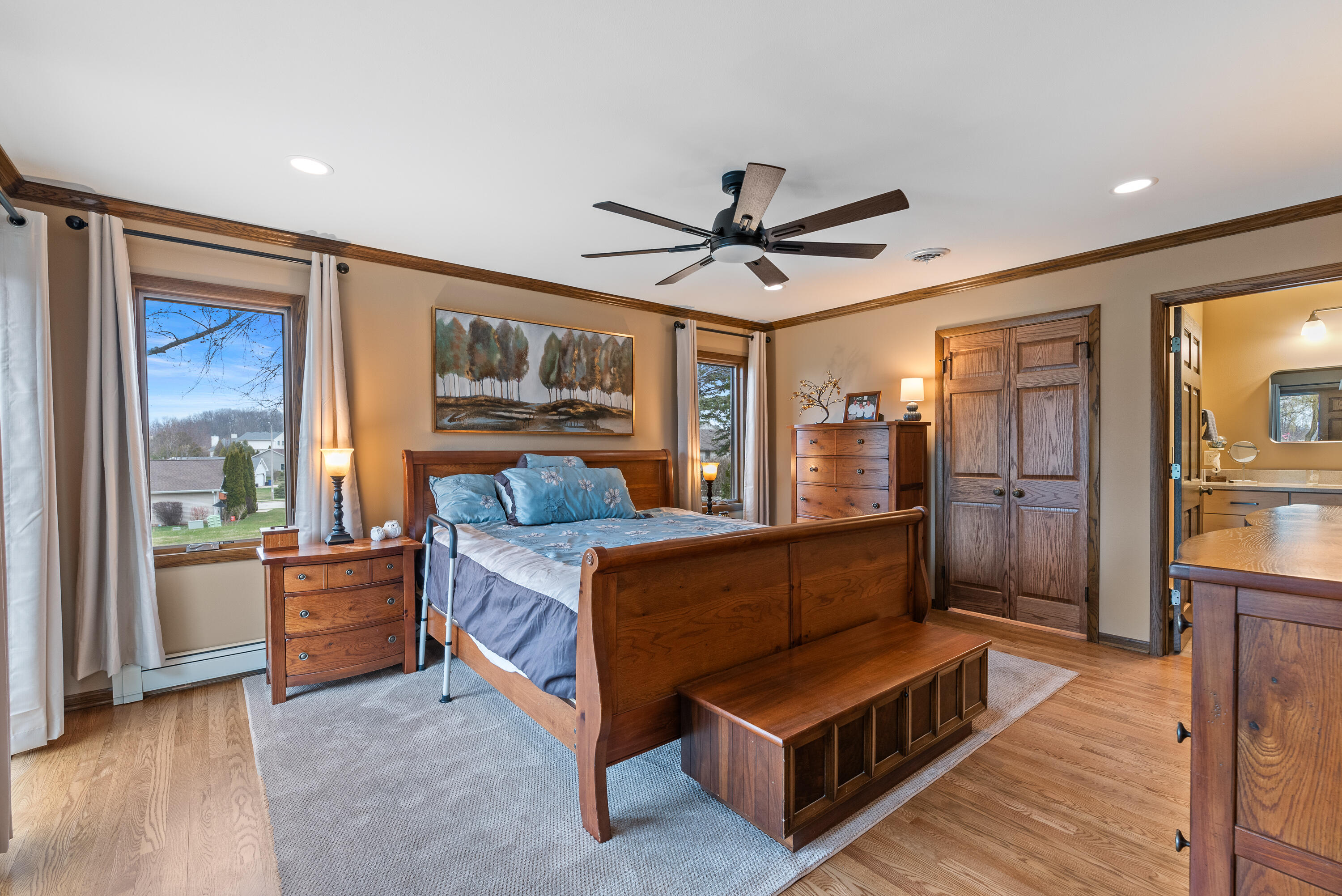 Fredonia, Wisconsin 53021, United States, 4 Bedrooms Bedrooms, ,3 BathroomsBathrooms,Residential,Pending,112652